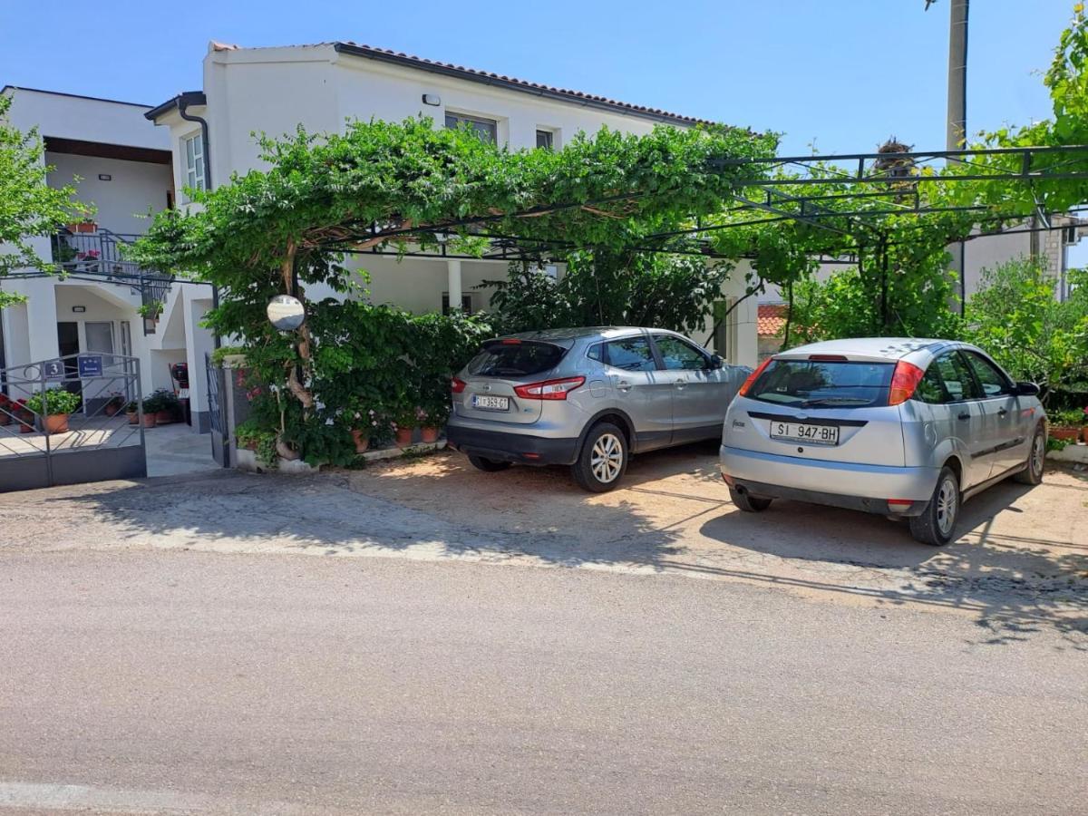 Sunshine Apartment Sovlje Tribalj Exterior foto