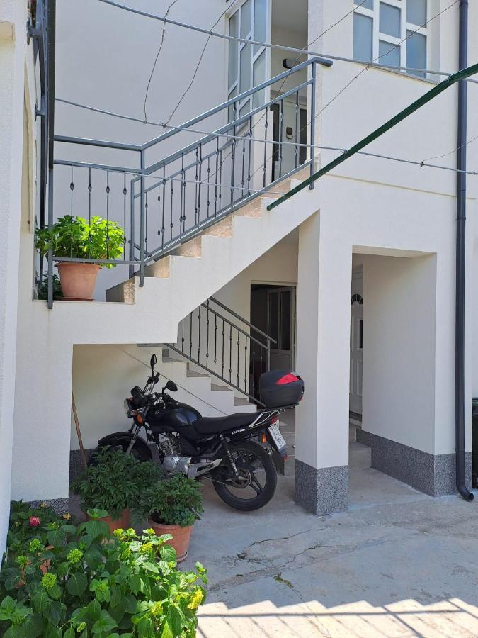 Sunshine Apartment Sovlje Tribalj Exterior foto