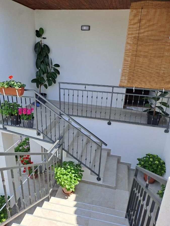 Sunshine Apartment Sovlje Tribalj Exterior foto